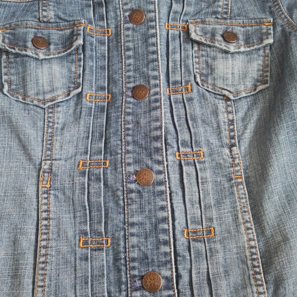 Chico's Denim Jacket - Picture 4 of 4